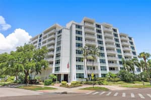 700 BEACH DRIVE, ST PETERSBURG, FL 33701 Sold 08/01/25