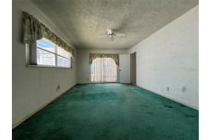 1135 81ST STREET, ST PETERSBURG, FL 33707 - MLS#MFRTB8396845