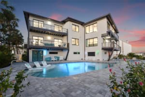 12400 Capri Cir N Treasure Island, FL 33706 - Off Market