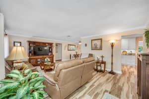 4076 MAINLANDS BOULEVARD, PINELLAS PARK, FL 33782 Sold 07/31/25