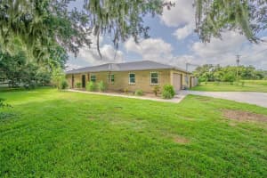 3505 MEDULLA ROAD, PLANT CITY, FL 33566 Sold 12/01/25