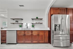 6375 EMERSON AVENUE, ST PETERSBURG, FL 33707 - MLS#MFRTB8396985