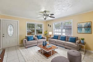 109 EMERALD LANE, LARGO, FL 33771 Sold 10/06/25