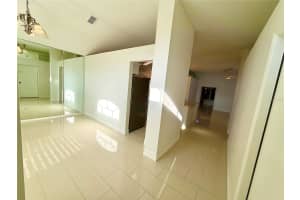 9614 LONG MEADOW DRIVE, TAMPA, FL 33615 - MLS#MFRTB8397007