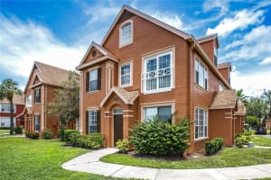 10520 White Lake Ct #10520, TAMPA