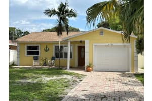 4242 7TH AVENUE, ST PETERSBURG, FL 33713 - MLS#MFRTB8397107