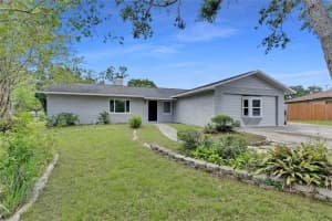 1237 OAK VALLEY DR, SEFFNER, FL 33584 Sold 07/21/25