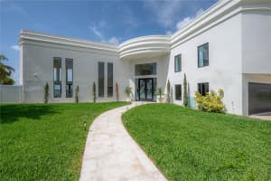 11313 KNIGHTS GRIFFIN ROAD, THONOTOSASSA, FL 33592 Sold 09/15/25