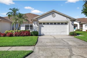 1822 Sassafras Dr, WESLEY CHAPEL