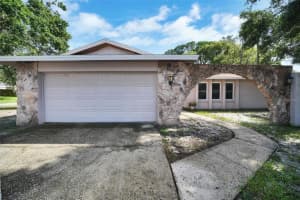 2817 RUSTIC OAKS DRIVE, PALM HARBOR, FL 34684 Sold 08/13/25