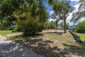 300 25TH AVENUE, ST PETERSBURG, FL 33704 Sold 08/20/25