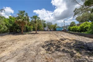 300 25TH AVENUE, ST PETERSBURG, FL 33704 Sold 08/20/25