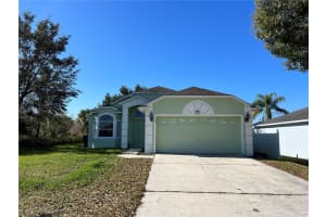 103 Thornbush Pkwy, DAVENPORT
