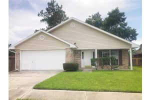 1990 Eclipse Dr, MIDDLEBURG