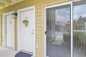 302 LAKE PARSONS GREEN, BRANDON, FL 33511 Sold 08/20/25