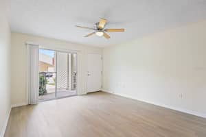 302 LAKE PARSONS GREEN, BRANDON, FL 33511 Sold 08/20/25