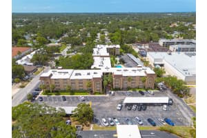 2525 BAY DRIVE, LARGO, FL 33770 - MLS#MFRTB8397407