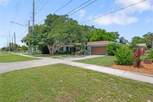 1711 HIGHLAND AVENUE, CLEARWATER, FL 33755 Sold 08/22/25