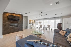 3956 VERSAILLES DRIVE, TAMPA, FL 33634 Sold 08/01/25