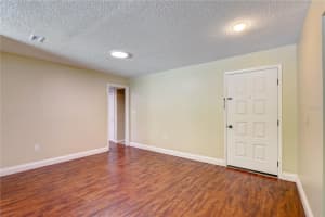 6865 CIRCLE CREEK DRIVE, PINELLAS PARK, FL 33781 Sold 08/15/25