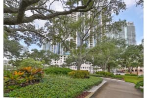 1 Beach Dr Se #811, ST PETERSBURG