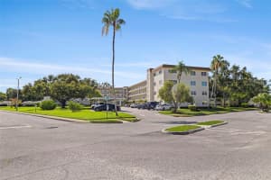 5725 80TH STREET, ST PETERSBURG, FL 33709 - MLS#MFRTB8397578