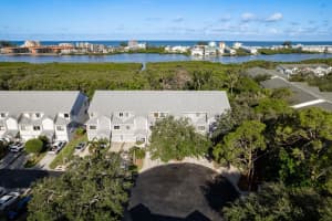 9660 TARA CAY COURT, SEMINOLE, FL 33776 Sold 08/22/25
