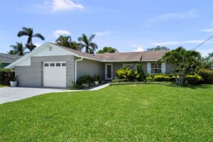 8718 Tahiti Ln, TAMPA