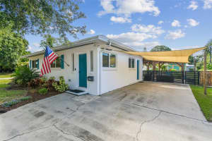 1529 ESSEX DRIVE, ST PETERSBURG, FL 33710 - MLS#MFRTB8397790