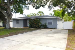 1317 S Betty Ln, CLEARWATER