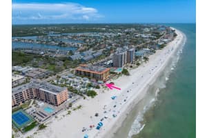 960 GULF BOULEVARD, INDIAN ROCKS BEACH, FL 33785 Sold 07/15/25