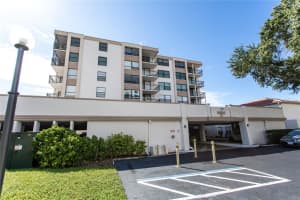 6210 SUN BOULEVARD, ST PETERSBURG, FL 33715 - MLS#MFRTB8398071