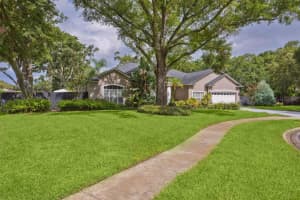 803 BROOKER VILLAGE CIRCLE, LUTZ, FL 33548 Sold 07/22/25