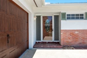 13883 JAMAICA DRIVE, SEMINOLE, FL 33776 Sold 07/14/25
