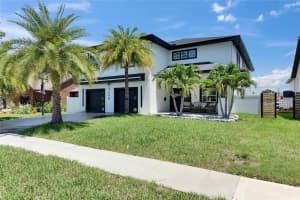 729 89TH AVENUE, ST PETERSBURG, FL 33702 - MLS#MFRTB8398107