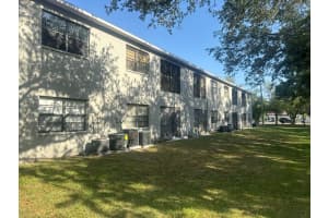 101 LAKE AVENUE, LARGO, FL 33771 - MLS#MFRTB8398172