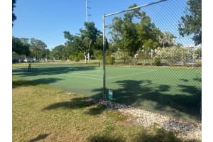 101 LAKE AVENUE, LARGO, FL 33771 - MLS#MFRTB8398172
