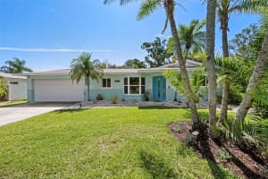 709 PINEWOOD DRIVE, DUNEDIN, FL 34698 Sold 08/19/25