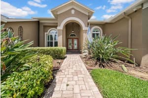 5516 WINDING BROOK LANE, VALRICO, FL 33596 - MLS#MFRTB8398337