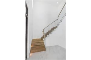 5924 BAYVIEW CIRCLE, GULFPORT, FL 33707 - MLS#MFRTB8398432