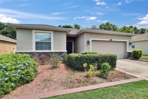 2823 HOLLY BLUFF COURT, PLANT CITY, FL 33566 Sold 08/13/25