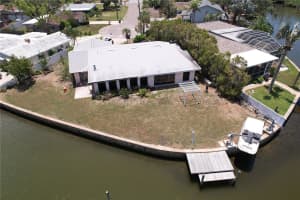 3995 SOUTH CIRCLE, LARGO, FL 33774 - MLS#MFRTB8398579