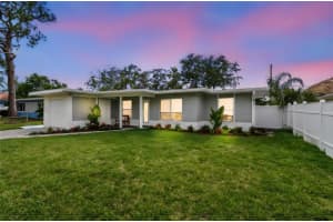 2452 Bayshore Blvd, DUNEDIN