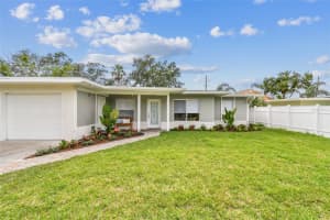 2452 BAYSHORE BOULEVARD, DUNEDIN, FL 34698 Sold 10/03/25