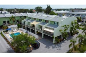 318 Windrush Blvd #10, INDIAN ROCKS BEACH