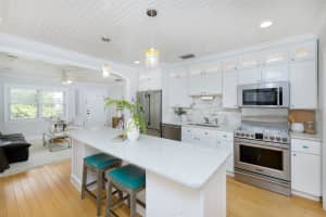 4711 12TH STREET, ST PETERSBURG, FL 33703 Sold 07/03/25