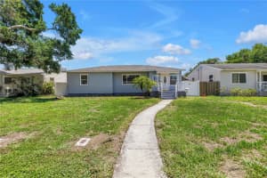 774 40th Ave Ne, ST PETERSBURG