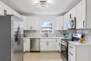 6 ORION AVENUE, CLEARWATER, FL 33765 Sold 09/02/25