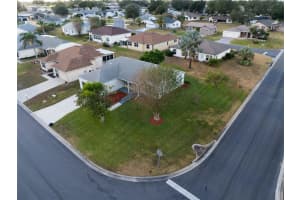 1074 CANARY CIRCLE, LAKELAND, FL 33809 Sold 07/31/25