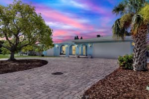 304 WESTWINDS DRIVE, PALM HARBOR, FL 34683 - MLS#MFRTB8398851
